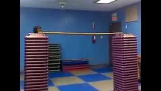 Невероятный прыжок в высоту
