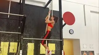 Базовое упражнение CrossFit подъем по канату