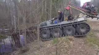 на арго по болоту )))вездеход по бездорожью