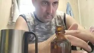 Сломались ухи на катухе .Клеим дихлорэтаном