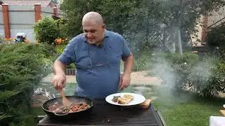Куриные сердечки и куриная печень