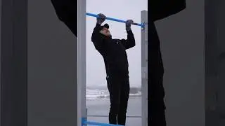 Я все подтягиваюсь, но больше 10 раз никак не получается 🤷‍♂️ Часть 1