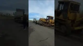 бульдозер ЧТЗ заезд на трал