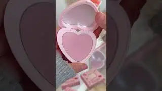 heart shaped pressed powder highlighters 🤍💕 @colourpopcosmetics #makeup #makeupunboxing
