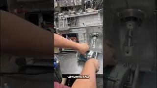 Deli meat slicer repairs. SIRMAN slicer blade & motor repair. #shorts #meat #slicer #repair