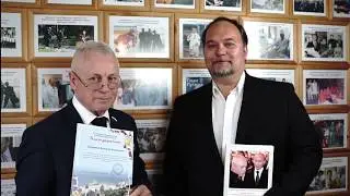 Вручение благодарности общественному деятелю Баженову В. Б