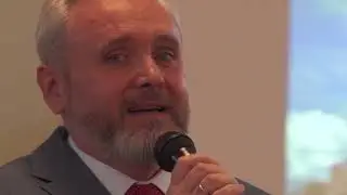 Вот, и первоклашка, я