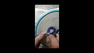 Pretty flower ideas with a lazy daisy stitch