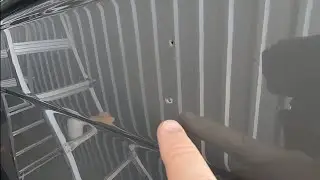 Заделываем дырки в лодке.