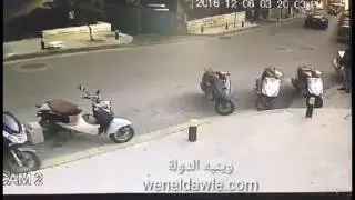 لصوص داخل سيارة في منطقة الروشة،هذا ما فعلو..