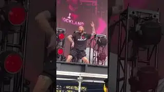 Bro got moves 😂 