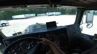 Beefing with a box truck | OTR Truck Driver