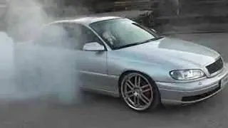opel omega 2.5i v6 aut. vm. 2001