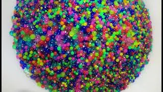 Big ol Bucket of ORBEEZ