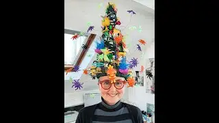 Art Hat using waste plastic toys