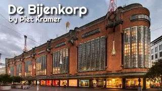 De Bijenkorf by Piet Kramer
