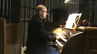 A. Carcellé - És la Moreneta