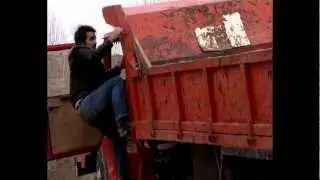 9. Kısa-Ca Film Festival Teaser / Selvi Boylum Al Yazmalım