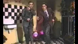 Hudební klip z: Itálie (Righeira - Vamos a la playa)