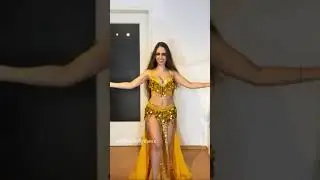 Belly Dancer Isabella - Belly Dance Performance 