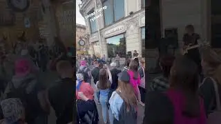 И снова Питер гуляет. Уличные музыканты