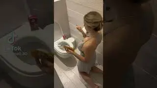 Milf with huge titties crazy 😝 😂