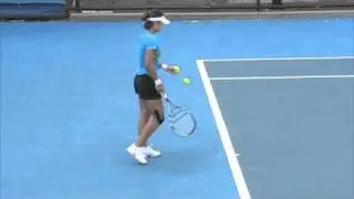 Na Li Practicing at the 2011 Australian Open