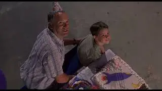 Giantess Growth - Super Hot Giant Alien - Dude, Where´s My Car? (4K AI Upscale)