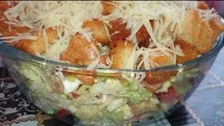 Цезарь, салат без майонеза! вкусная заправка к салату из желтка)