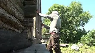 ЧТО С НИМ ?  ДОМ- Лены соседки . .