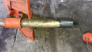 String trimmer gearbox play
