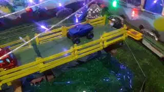 viendo mi maqueta del tren