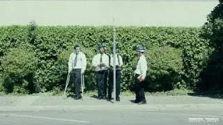 4 Guys and a Pole.