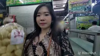 BLUSUKAN KE PASAR DEMI INI ! DAWET TELASIH BU HJ. SIPON DI PASAR GEDE SOLO