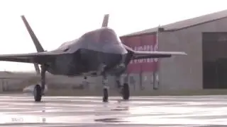 F-35B Lightning lands at RAF Fairford in UK for the first time
