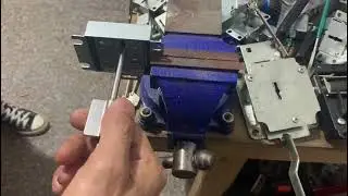 Safe leaf lock unlocking tool instructional video