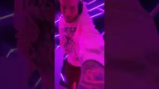 Como se escucha lo que está de fondo ⭐️🍬🤿 #reggaeton #trapmusic #quienesdeiv