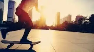 Vídeo andando de skate com tutu