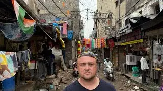 It's Stinking Here! I've Arrived at the Strongest-Smelling Market in India!