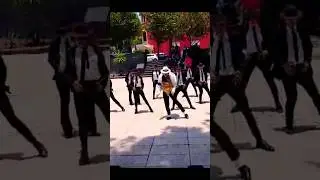 Bailando en Público como 🌟 Michael Jackson 🌟 | SMOOTH CRIMINAL 🎶