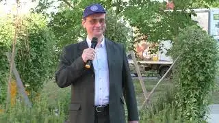 На острове Васильевском - Геннадий Левченко
