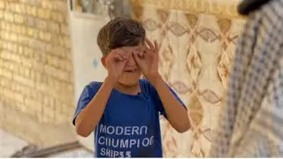 يطلب اخو افلوس وخذهن من ابنه