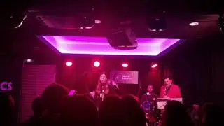 Anna d'Ivori - Garganta con arena (Cacho Castaña)