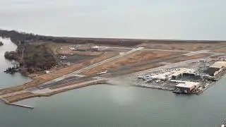 De Havilland Canada Dash 8 Q400 Landing at Billy Bishop Toronto CYTZ Airport