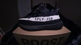 YEEZY BOOST 350 V2 BLACK/WHITE *LEGIT CHECK* SIZE 10.5
