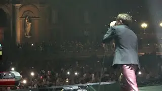 Rkomi in Piazza Plebiscito