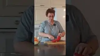 Свежий салат к любому мясу