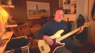Slade - Merry Xmas Everybody (Bass Cover)