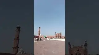 Badshahi Masjid #shorts #love #funny #youtubeshorts #youtube #pushpa2therulesongs #puspa2therule