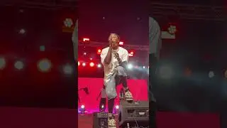 Stonebwoy performs PRAY FOR ME ft Wyclef Jean. At UENR only 7 days after release.. #music #afrobeats
